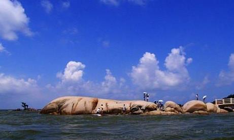 塔城好玩嗎_塔城好玩在哪里_塔城住宿在哪里？