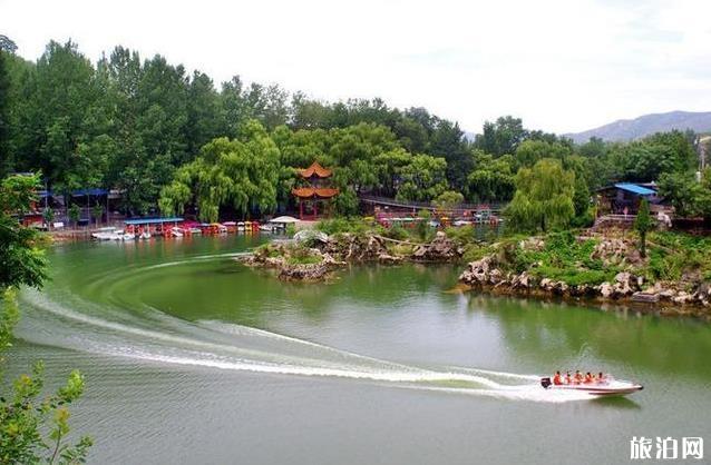 游千年鹽都自貢 游古石海井