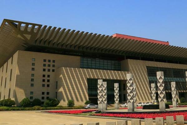 夏天去株洲方特旅游必備物品_夏天去株洲方特旅游應(yīng)該帶什么_夏天去株洲方特旅游推薦美食