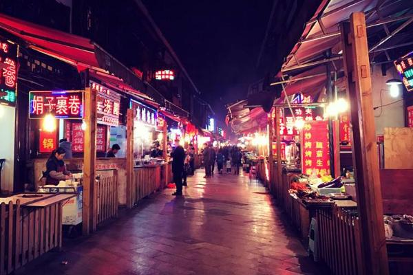 秋季荊州旅游著裝指南_秋季荊州旅游當(dāng)月天氣_推薦秋季荊州旅游購(gòu)物