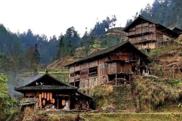 黃石是情侶吃飯的地方_黃石是情侶約會的餐廳_黃石是情侶約會的餐廳