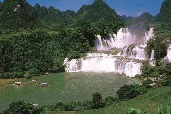 申請(qǐng)八達(dá)通需要什么手續(xù)和材料嗎？我需要出示護(hù)照嗎？哪里可以做？