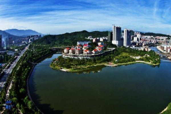 推薦4月去鶴壁旅游嗎_推薦4月去鶴壁旅游景點(diǎn)_ 4月去鶴壁旅游小貼士